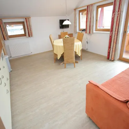 Spacious Apartment In Uderns Near Ski Area Exterior photo
