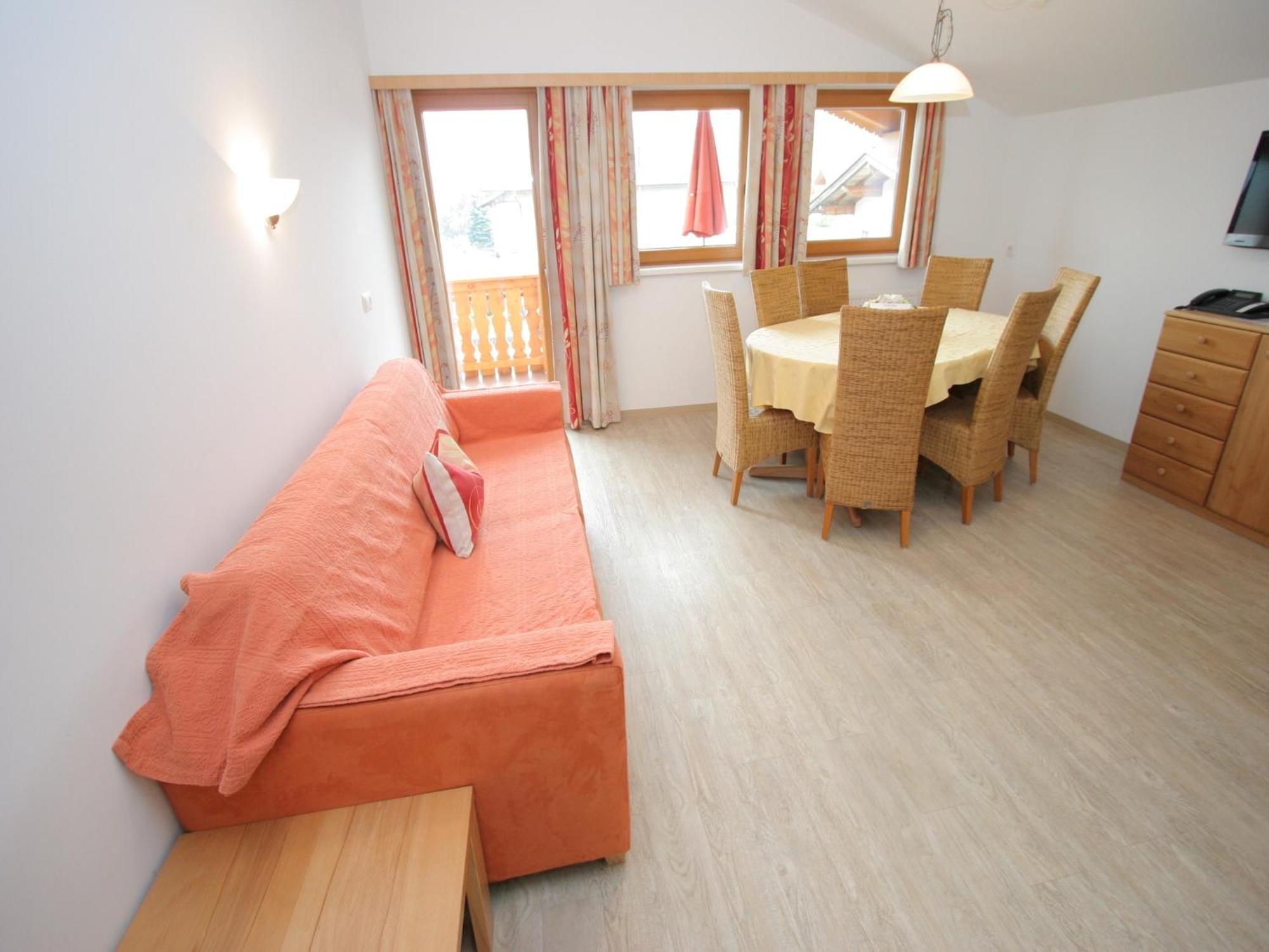 Apartment Spacious In Near Area Uderns