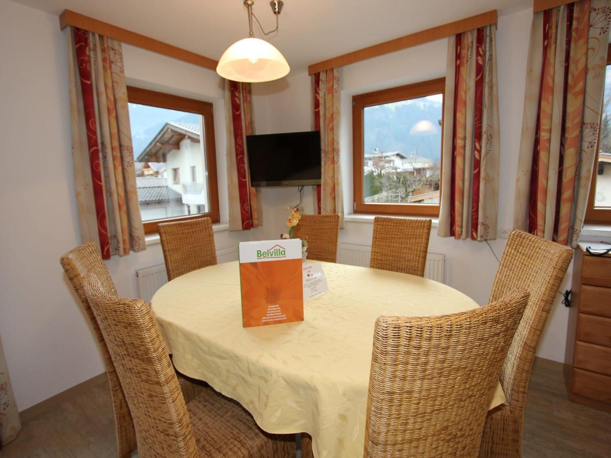 Spacious In Near Area Apartmán *